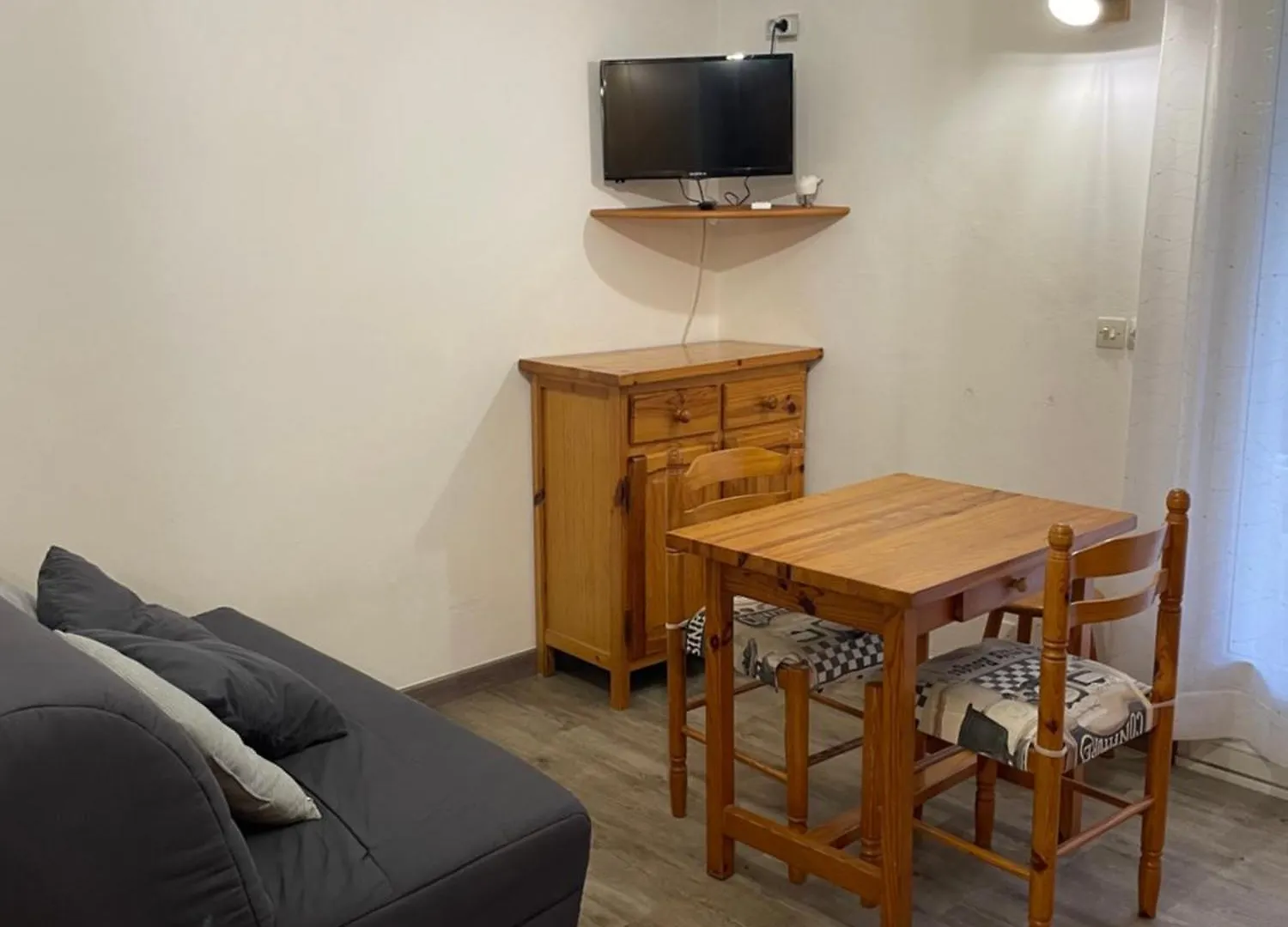 Studio Avec Jardin Greoux-les-Bains Apartment